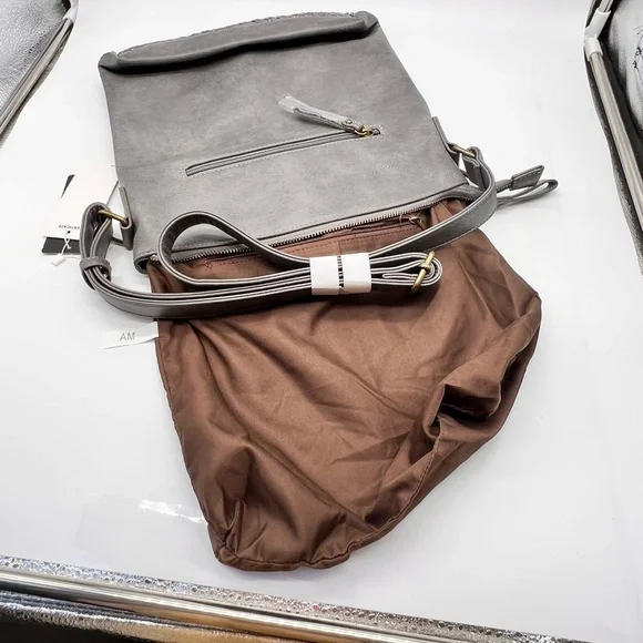 Kouli Buir Gray Large Crossbody Shoulder Handbag Faux Leather Multi Pocket NWT - Picture 5 of 7